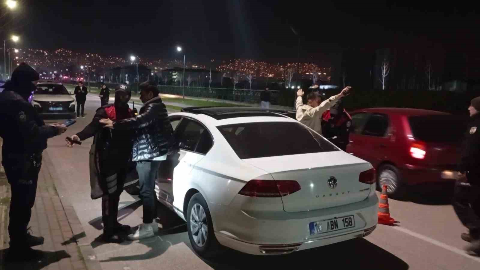 bursada yer degistiren piyasacilara polis baskini 2 rynj8q5q