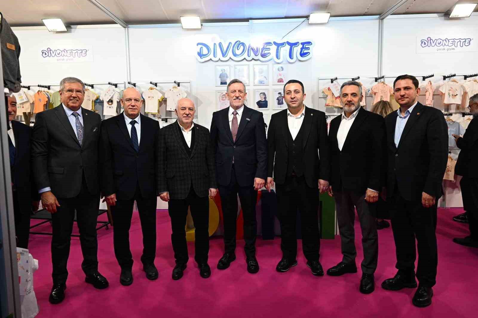 bursada yilin ilk fuari junioshow kapilarini acti 2 fGL1v1zR