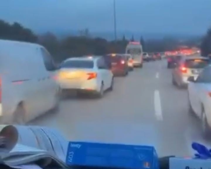 bursada yogun trafikte fermuar sistemi takdir topladi 2 t4hMIzbX