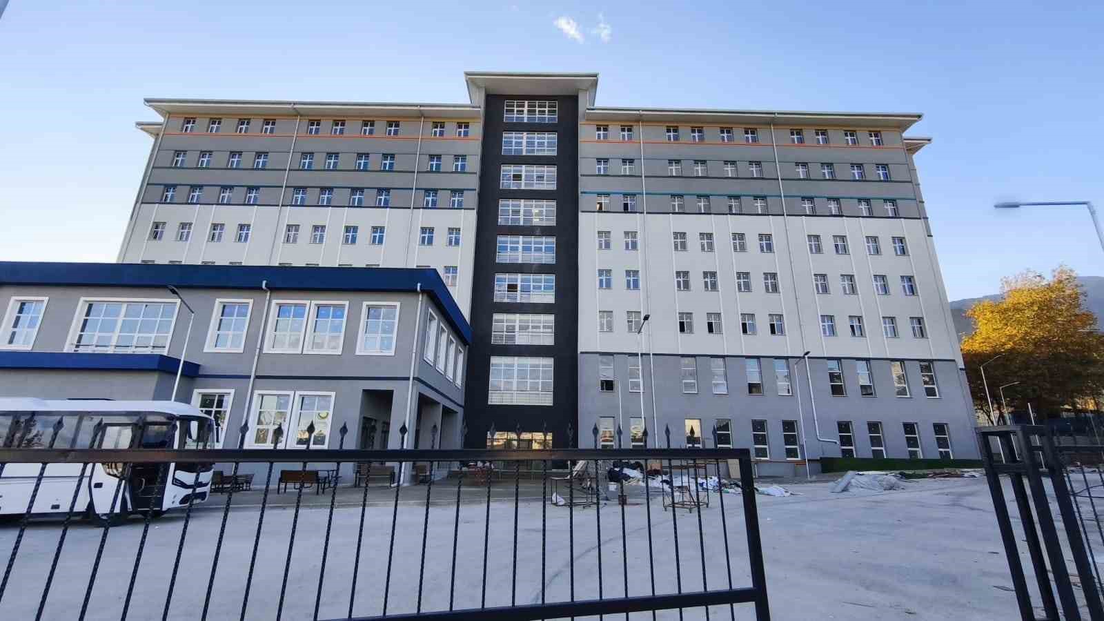 bursada yukumluler kyk yurtlarini temizledi 3