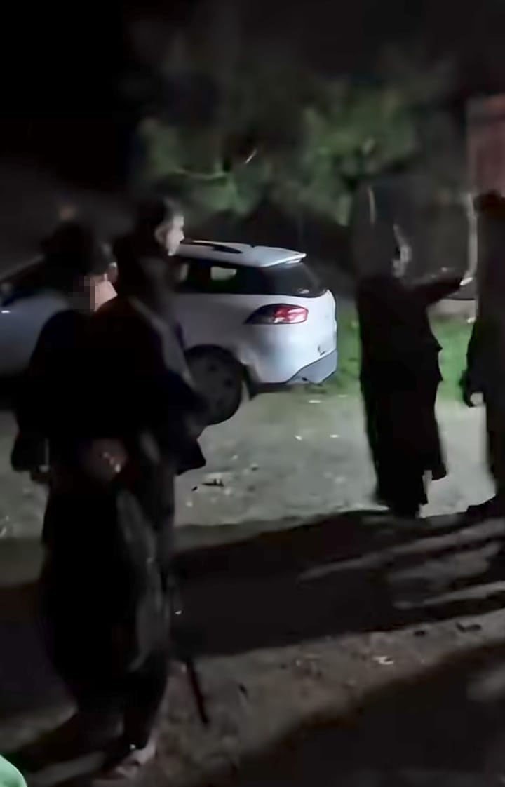 bursada yuruyuse cikip kaybolan iki genc kurtarildi 0 769duyX2