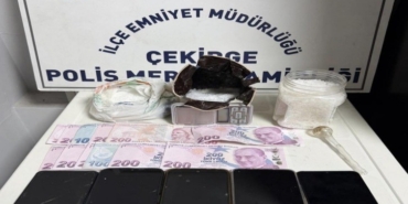 bursada-zehir-tacirlerine-darbe-yuklu-miktarda-uyusturucu-ele-gecirildi-rZ2ZRcii.jpg