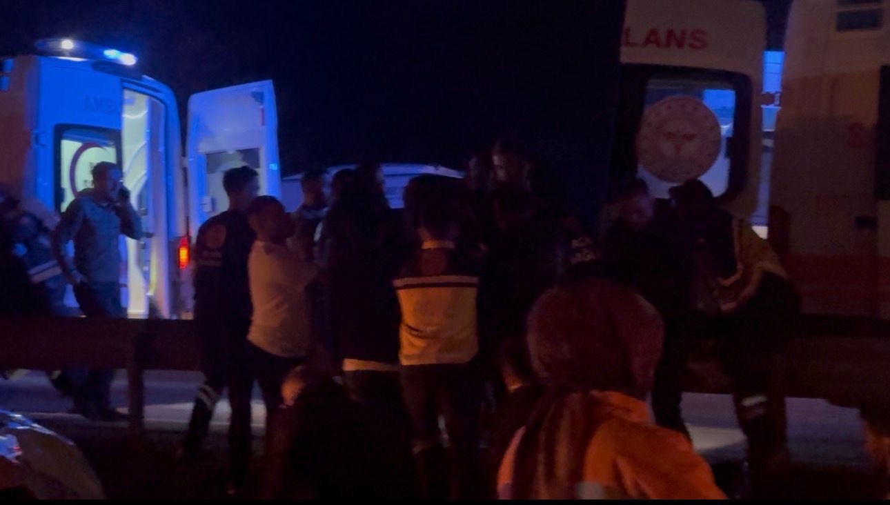 Bursa’da zincirleme kaza: 1 ölü, 13 yaralı 9 bursada zincirleme kaza 1 olu 13 yarali 5 ja3wN1fs