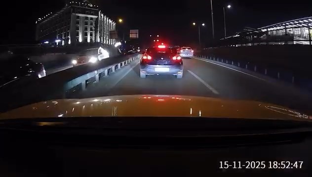 bursada zincirleme kaza kameraya yansidi 2 XjOO1Zci