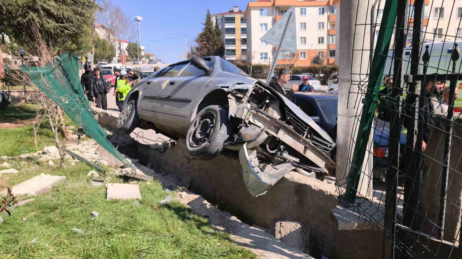 bursadaki feci kaza torunun ardindan dede de kurtarilamadi 1 vaMeu3cU