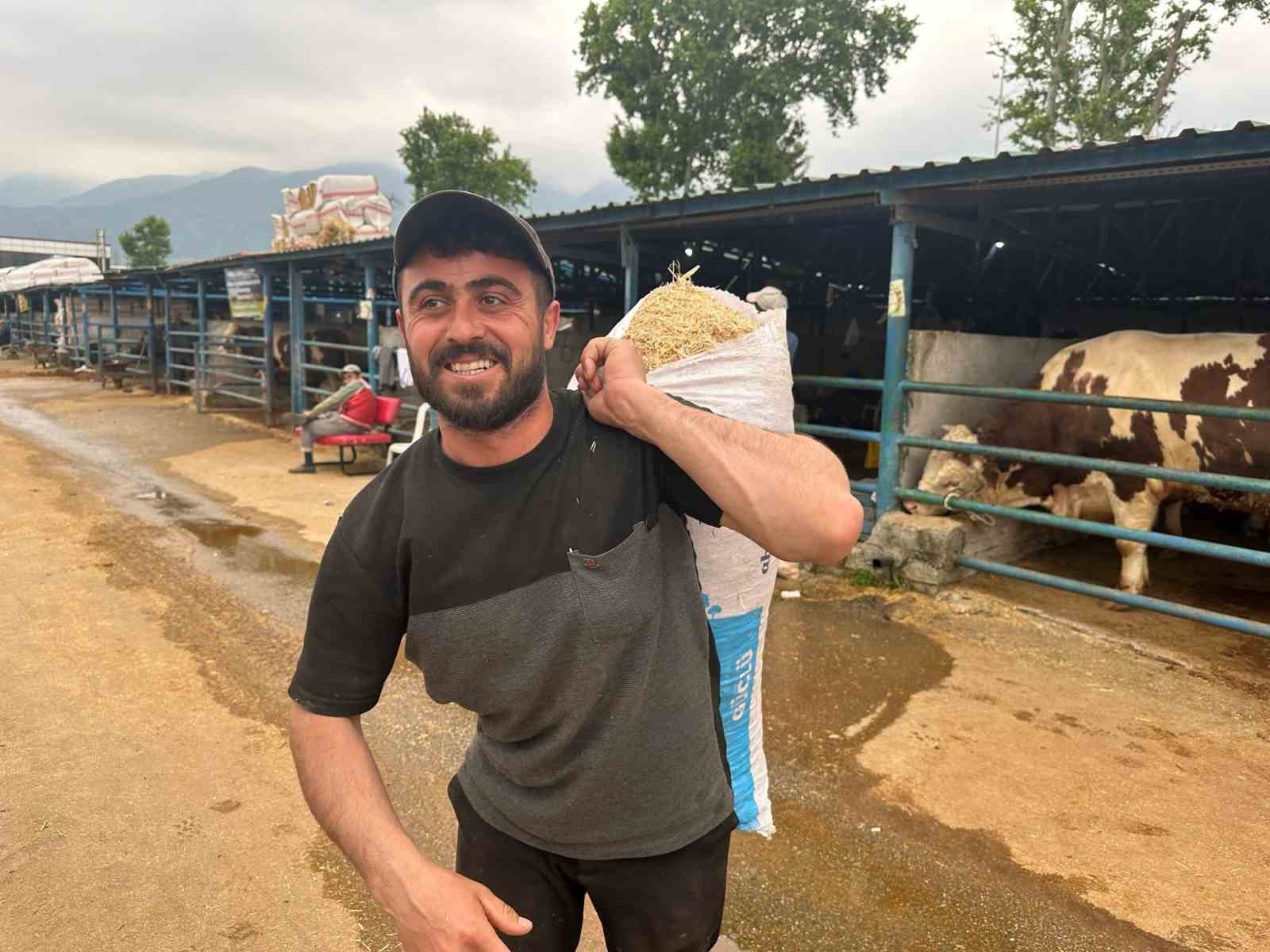 bursadaki kurbanlik pazarinda hareketlilik 2 132444Ue