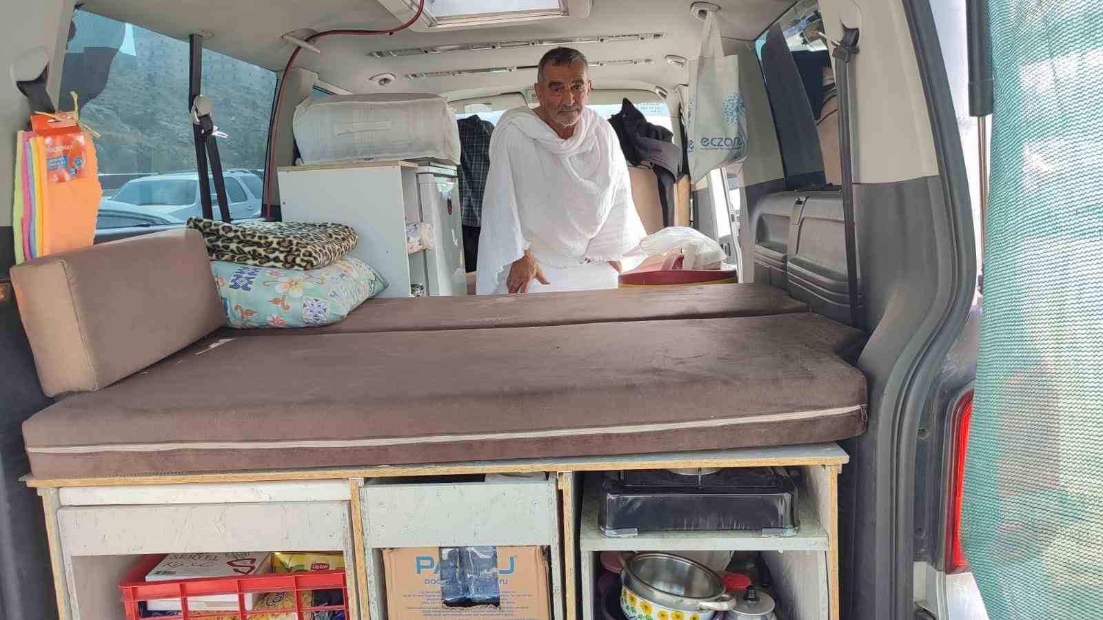 bursadan 2 bin 600 kilometrelik yolu katederek mekkeye geldi 2 Q6zNKRv1