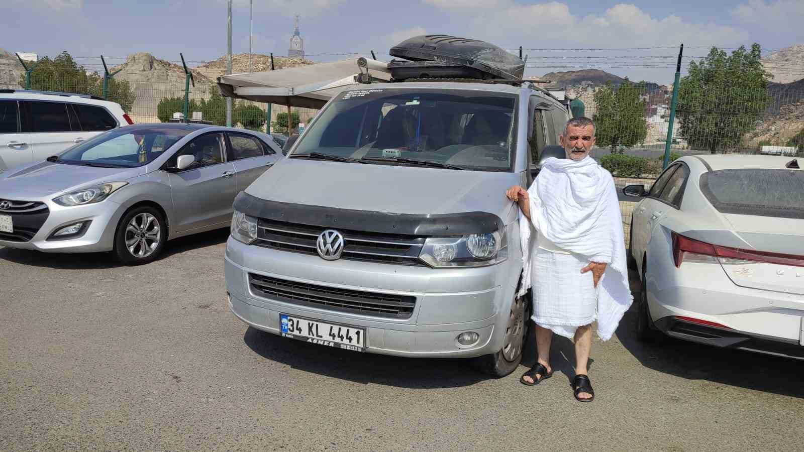 bursadan 2 bin 600 kilometrelik yolu katederek mekkeye geldi 6 ffE5tDWB