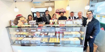 bursadan-bayram-hediyesi-cagrisi-hediyeniz-kestane-sekeri-olsun-1UNUqzrq.jpg