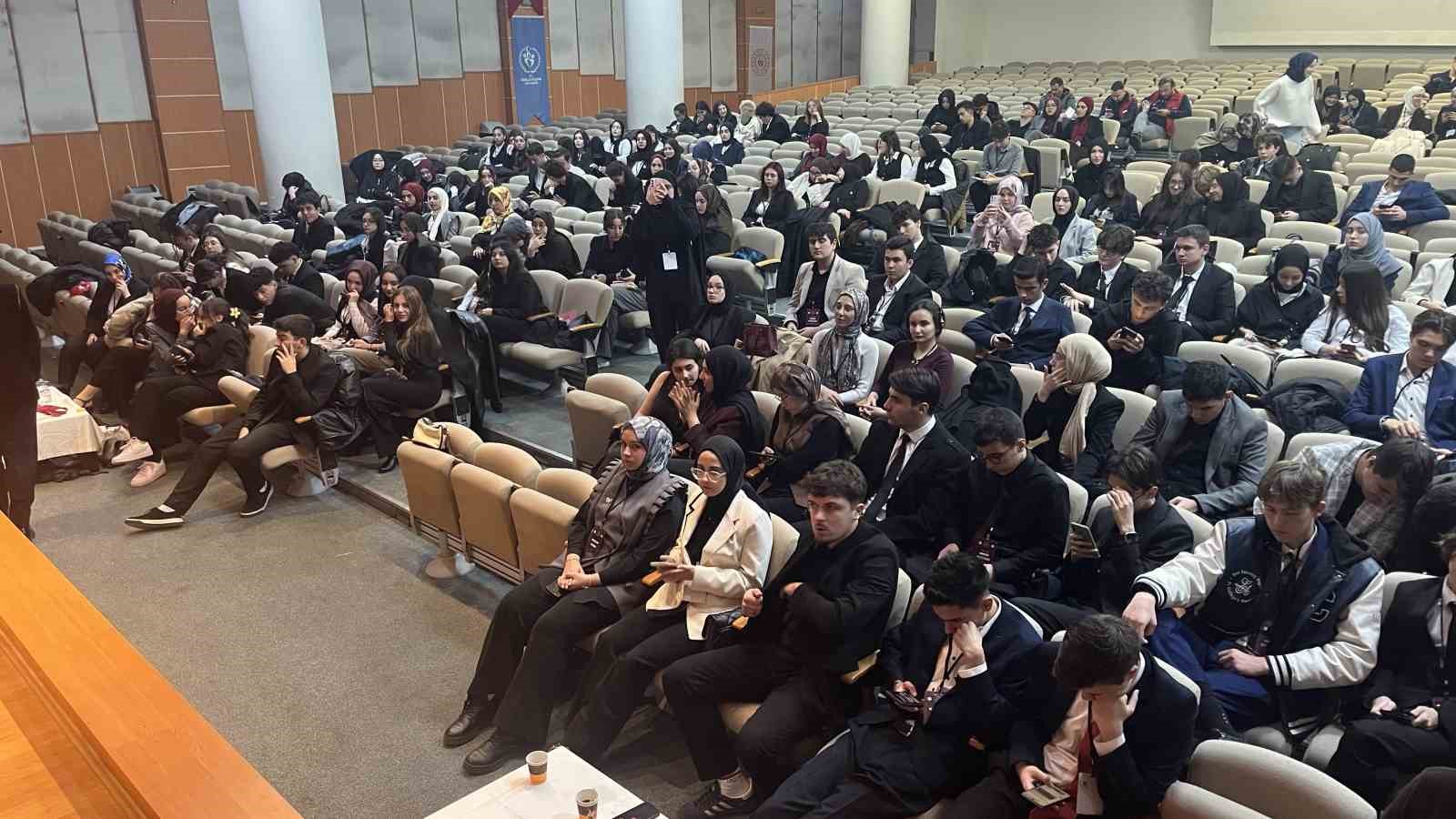 bursali genc beyinler simdiden turkiyenin gelecegine isik tutuyor 0 NK5ZlUAm