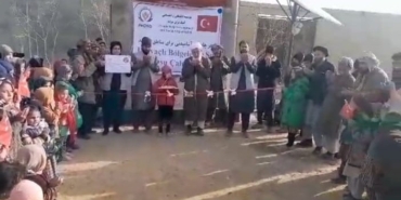 bursali-hayirsever-hanimlar-afganistanda-su-kuyusu-acti-L9ACk6CN.jpg