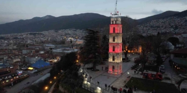 bursalilara-iftar-ve-sahuru-ses-bombasi-ile-haber-veriyorlar-hRAIIyX3.jpg