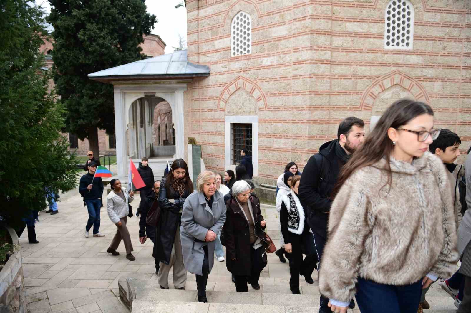 bursanin 700 yillik hafizasi tanpinarin izinde anlatildi 4 aQDYLCT7