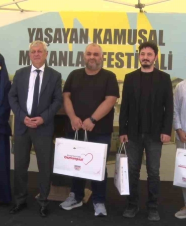 bursanin-700-yillik-mirasi-yarismayla-dijital-dunyaya-tasindi-rOB3ceer.jpg