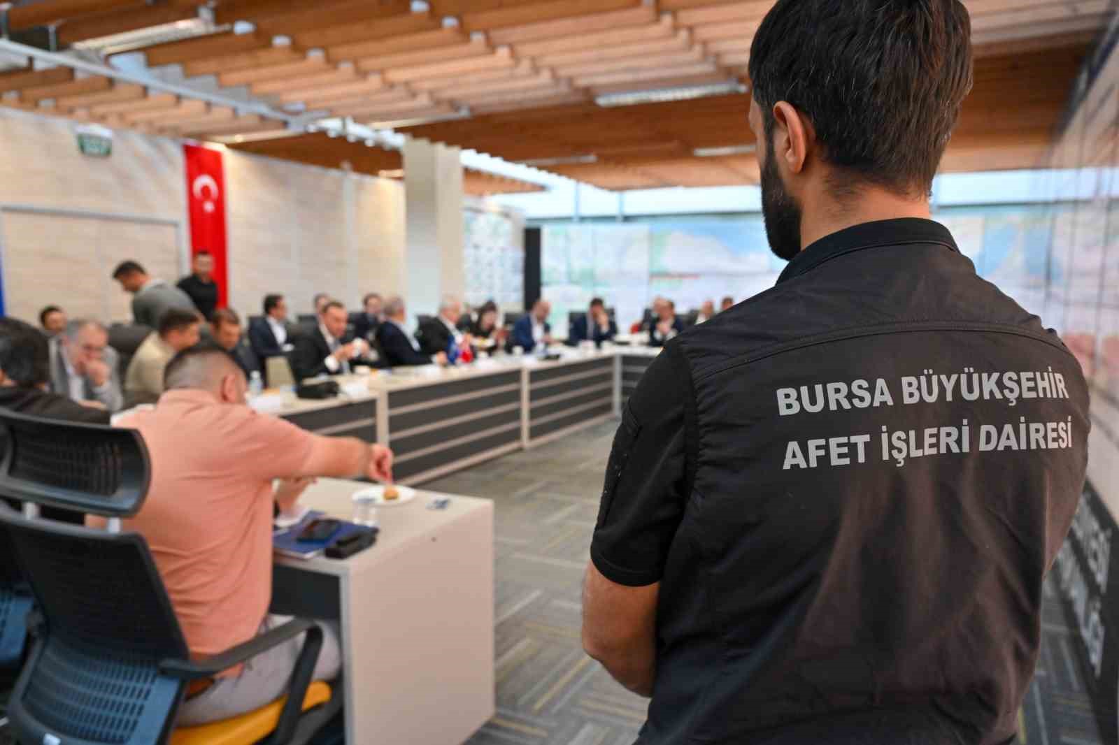 bursanin afet plani akomda masaya yatirildi 1 YbhdTXyr