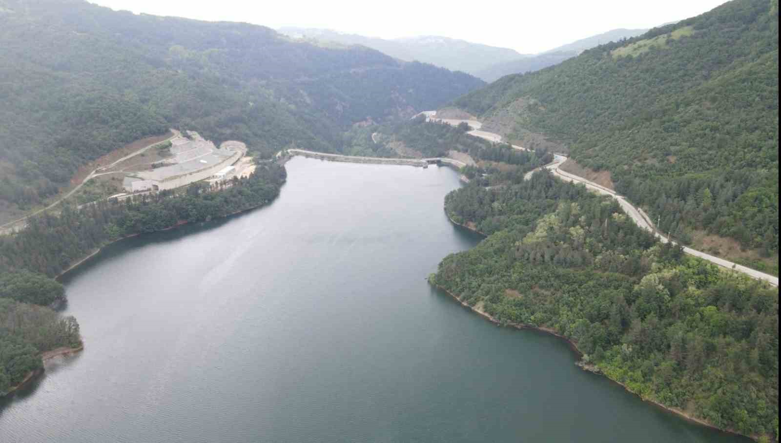 Bursa’nın barajları doldu taştı, kapaklar açıldı... 220 günde sıfırdan yüzde 100’e 4 bursanin barajlari doldu tasti kapaklar acildi 220 gunde sifirdan yuzde 100e 0 ZNTRURug