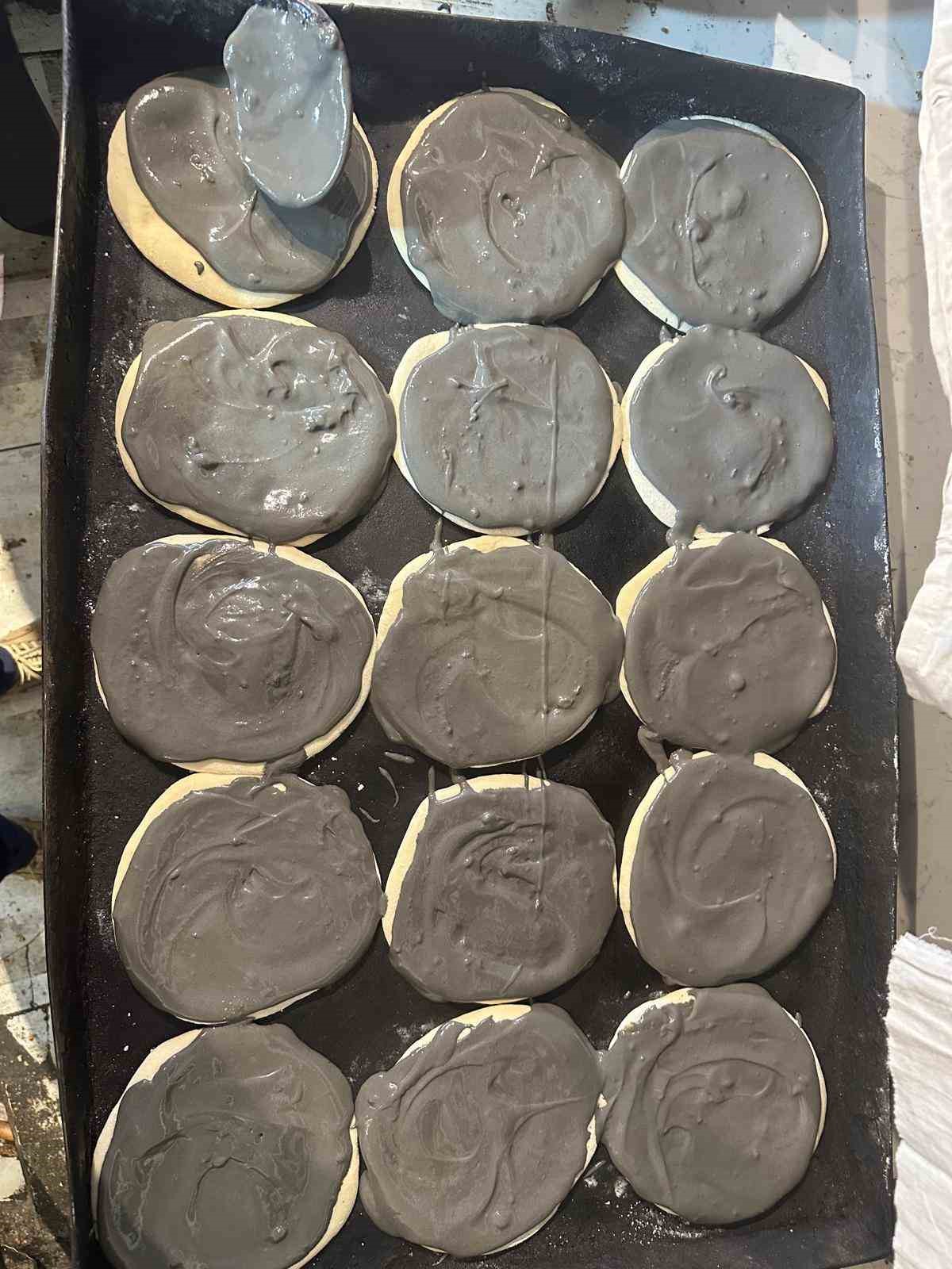 bursanin cografi isaretli tahinli pidesi artik siyah tahinle de yapiliyor 5 Sfy4ST69