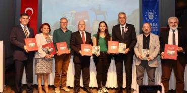 bursanin-cumhuriyet-bellegi-LBy7FtGp.jpg