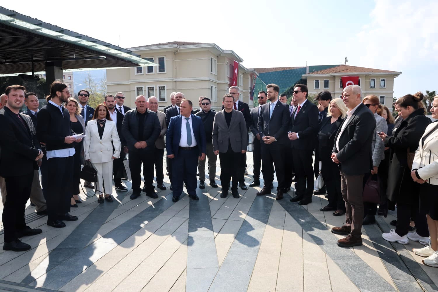 Bursa’nın fethinin 700. yıl etkinlikleri kardeşlik köprülerini güçlendirdi 6 bursanin fethinin 700 yil etkinlikleri kardeslik koprulerini guclendirdi 2 7BtMfKfV