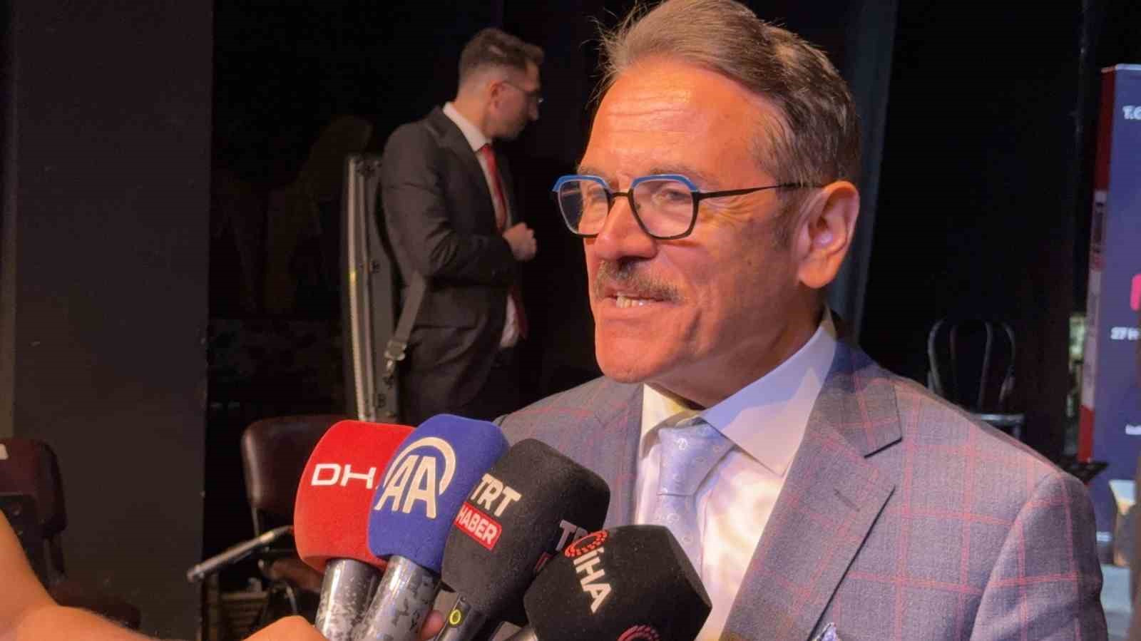Bursa’nın fethinin 700. yılına özel beste yarışmasında ödüller sahiplerini buldu 4 bursanin fethinin 700 yilina ozel beste yarismasinda oduller sahiplerini buldu 0 Obw8EDt9