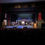 bursanin-fethinin-700-yilina-ozel-beste-yarismasinda-oduller-sahiplerini-buldu-OLMBAR4j.jpg