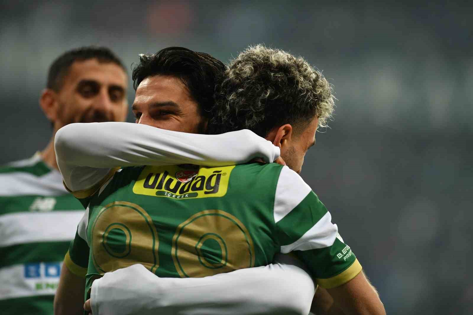 bursaspor ankara demirsporu 4 0 maglup etti 0 Vi21Zzmr