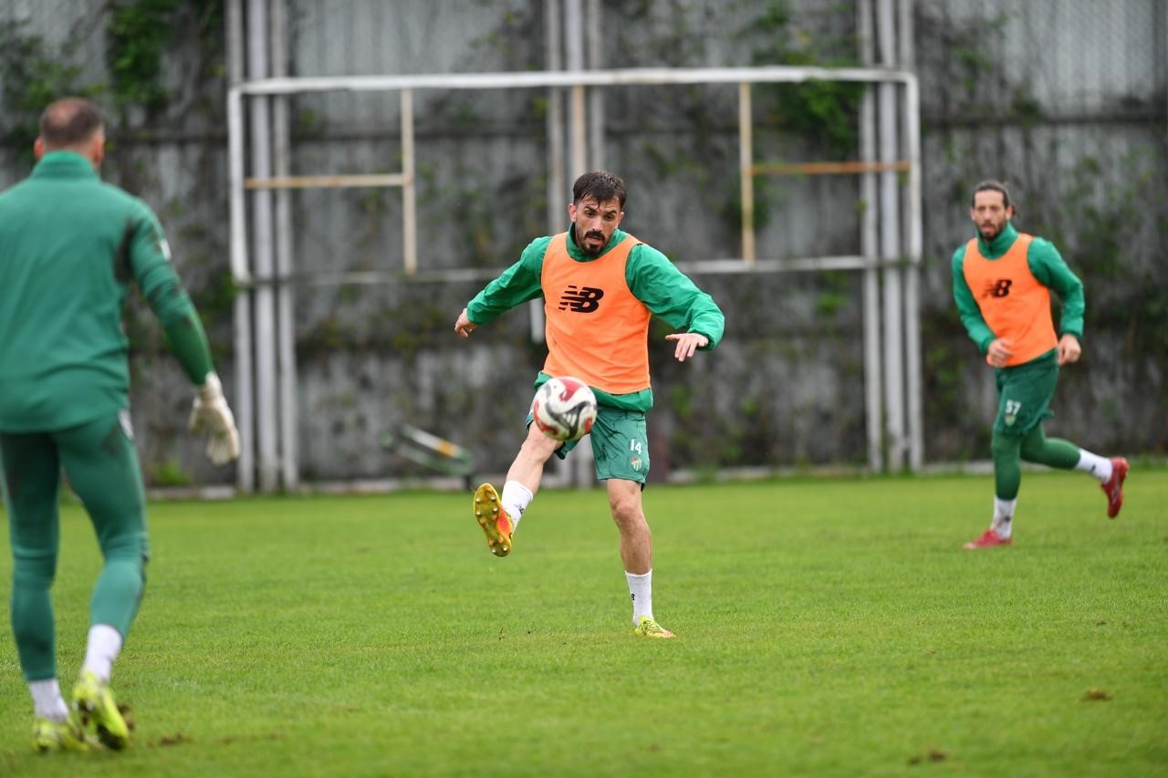 bursaspor fethiyespor macina hazir 1 rZpDyZCg