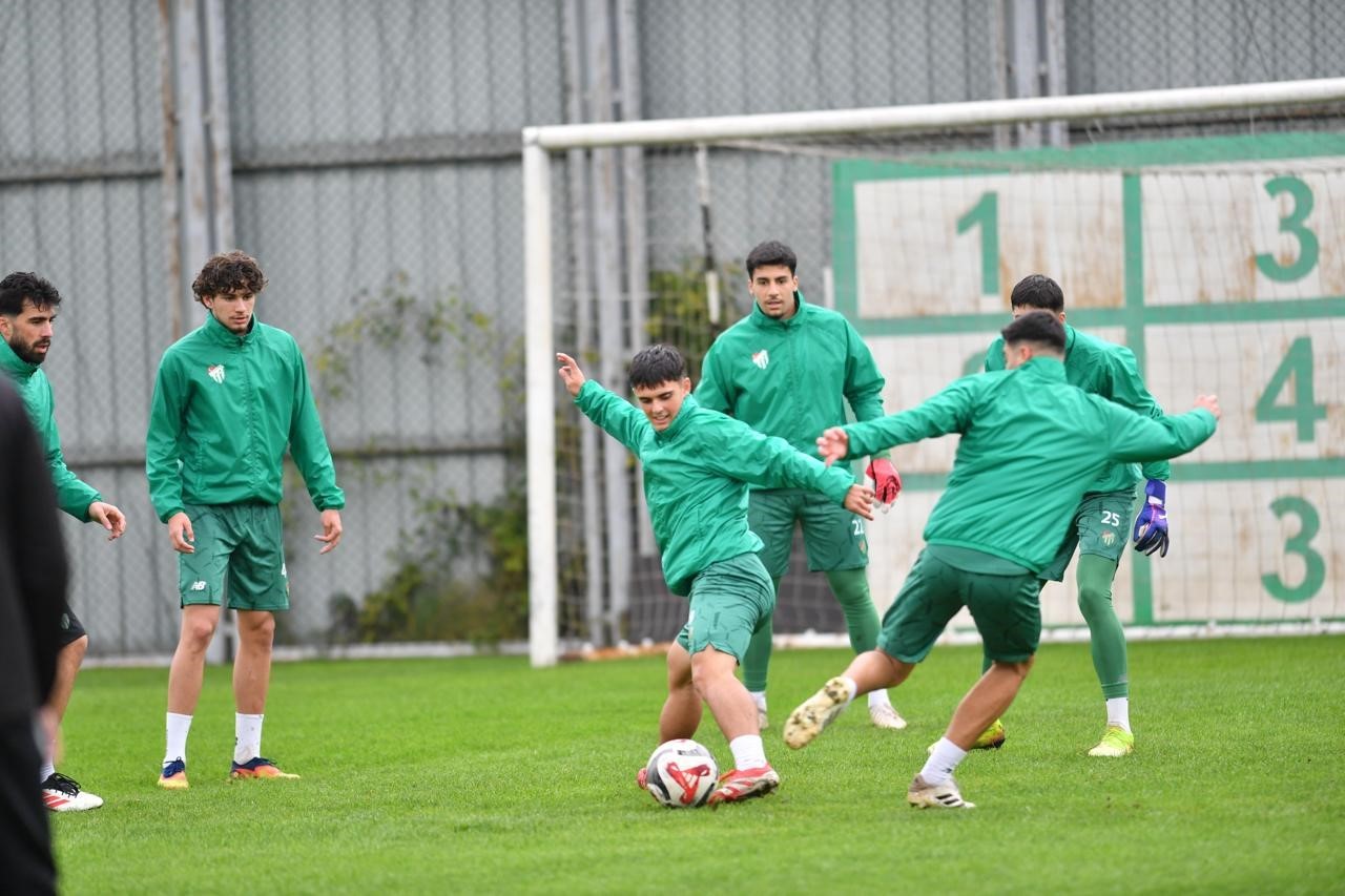 bursaspor fethiyespor macina hazir 3 gIsqBh1G