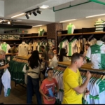 bursaspor-formalarina-taraftardan-yogun-ilgi-WOpwGkTX.jpg