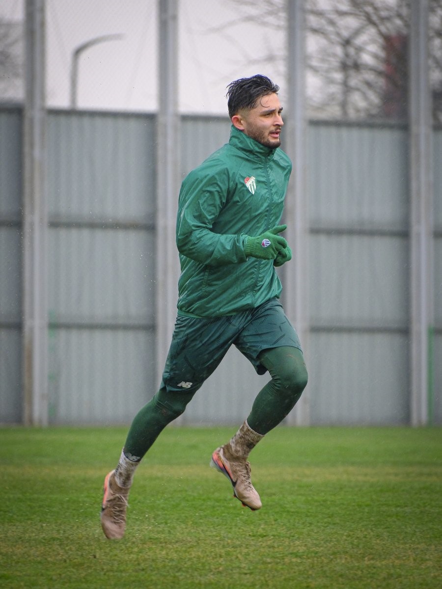 bursaspor isparta 32 spor maci hazirliklarina basladi 0 sbausXdc
