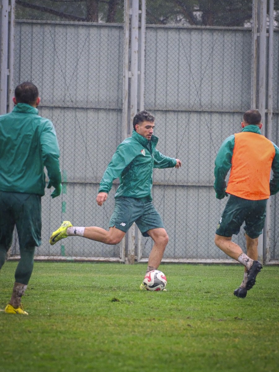 bursaspor isparta 32 spor maci hazirliklarina basladi 2 QZOazXa4