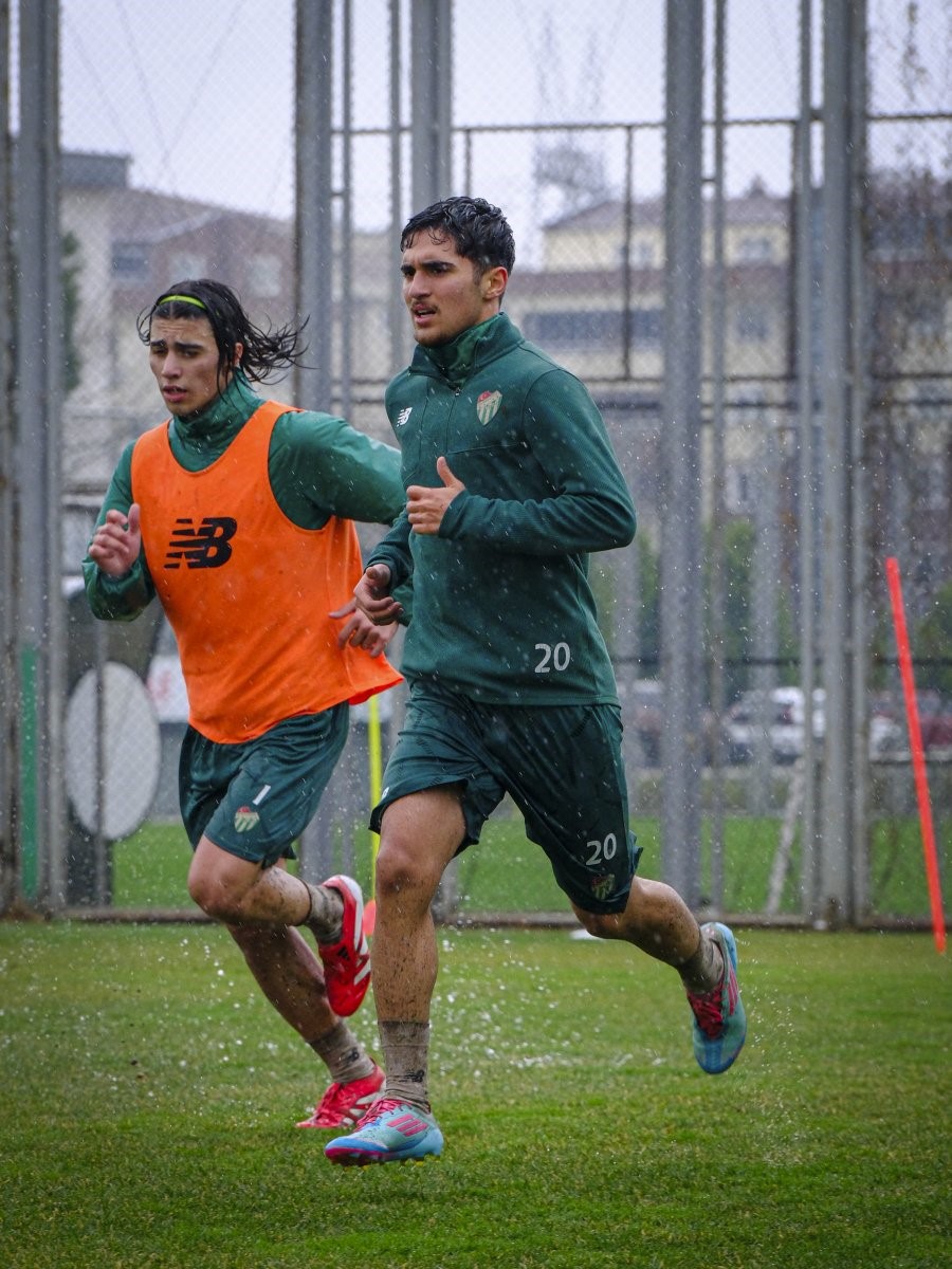 bursaspor isparta 32 spor maci hazirliklarina basladi 6 22vtRyU4