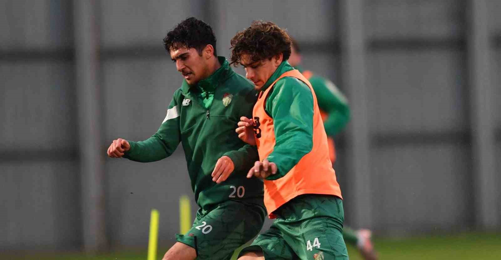 bursaspor kirklarelispor maci hazirliklarina basladi 0 nvpWpsGd