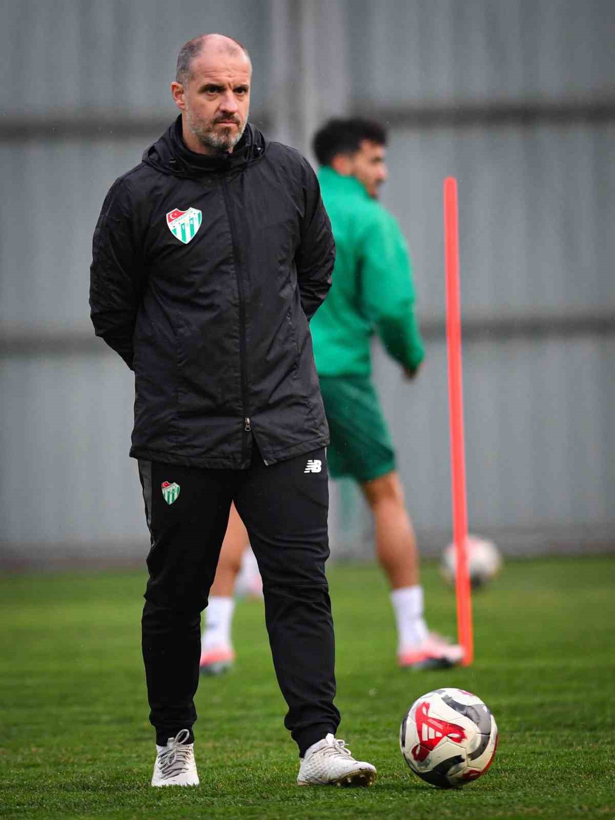 bursaspor kirklarelispor maci hazirliklarina basladi 2 H34HChke