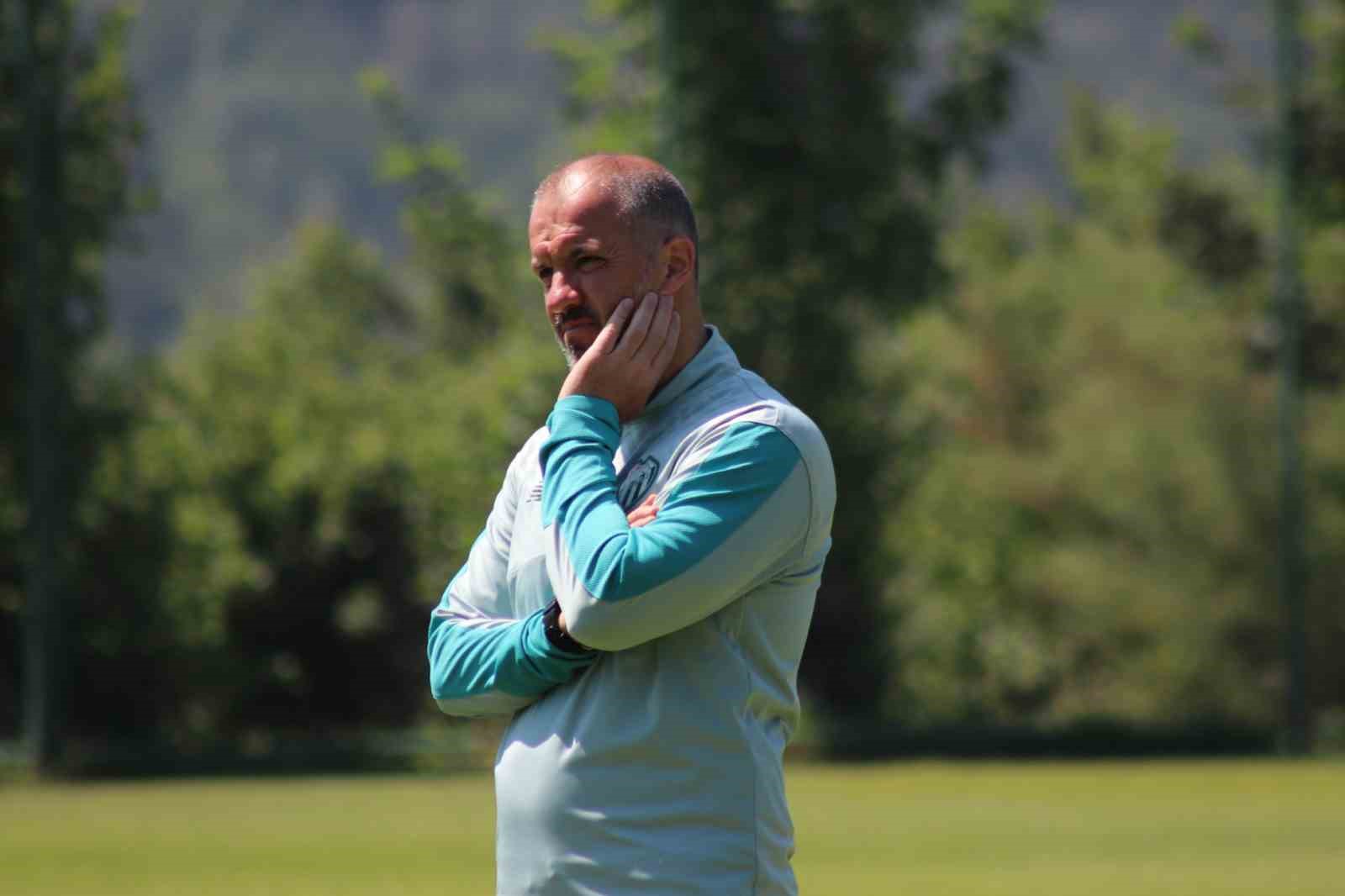 Bursaspor Teknik Direktörü Mustafa Er: "Hedefimiz Süper Lig’e çıkmak" 8 bursaspor teknik direktoru mustafa er hedefimiz super lige cikmak 4 gg3FV6Q4