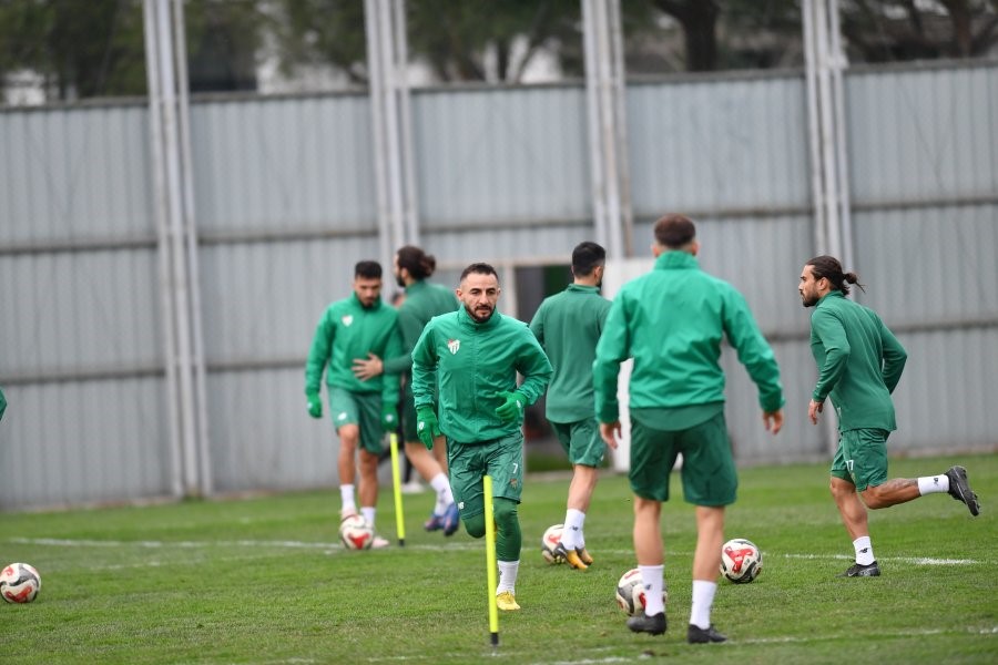 bursasporda kirklarelispor mesaisi suruyor 0 9OyyACya