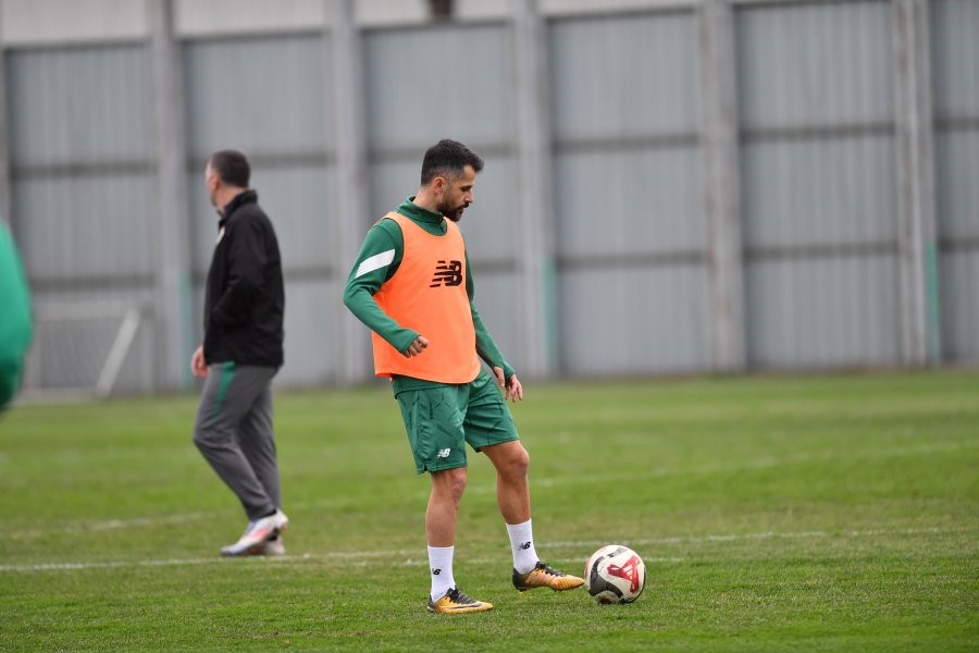 bursasporda kirklarelispor mesaisi suruyor 2 7K3AEwJf