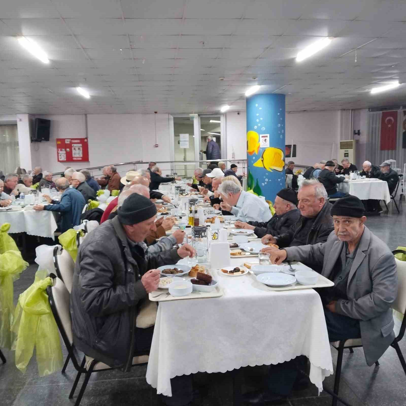burtomdan huzurevinde gonul sofrasi 1 2ah2DzaG