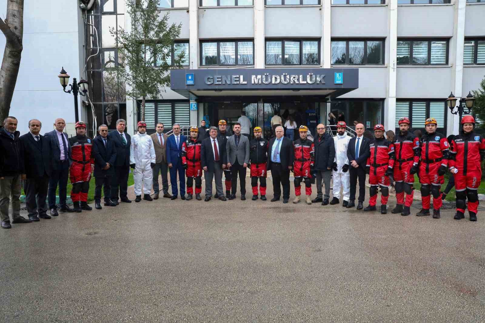 BUSKİ’den gerçeği aratmayan tatbikat 4 buskiden gercegi aratmayan tatbikat 0 bF9vpzRW