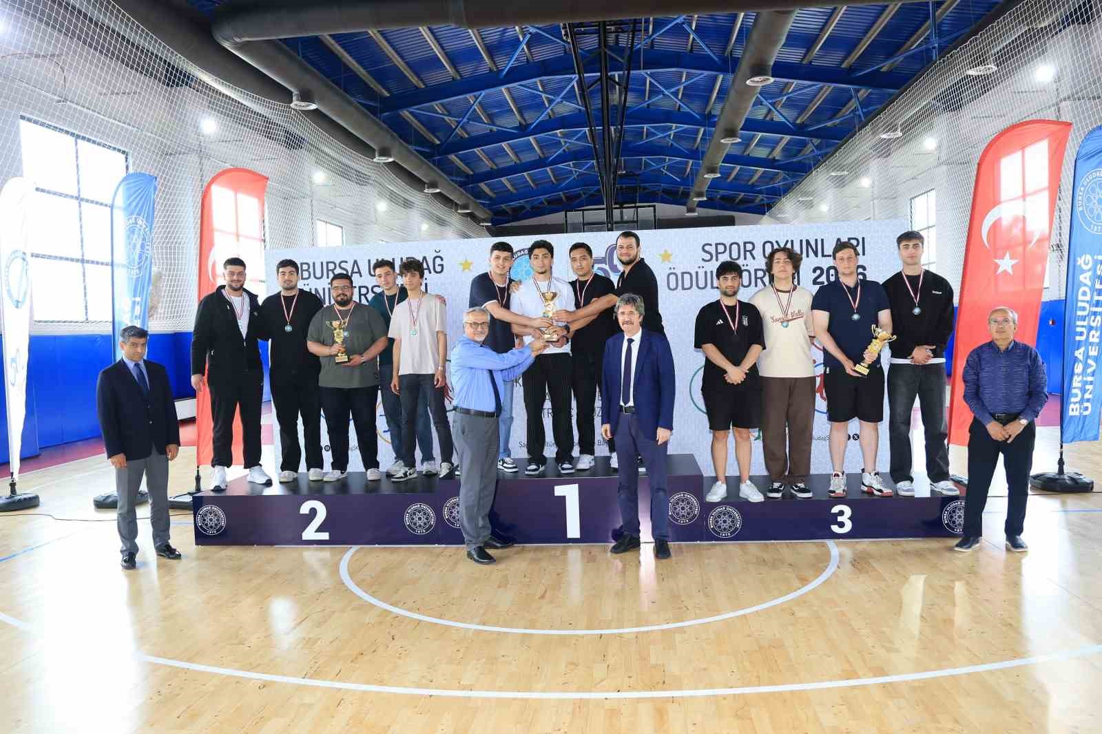 buu spor oyunlarinda sampiyonlar kursuye cikti 1 RKkmHESd