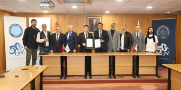 buu-ve-osmangazi-belediyesi-karagozu-uluslararasi-platforma-tasiyacak-Uj1bFeCR.jpg