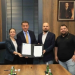 buude-gorme-engelli-ogrencilerin-hayatini-kolaylastiracak-anlamli-is-birligi-2Blu2Spn.jpg
