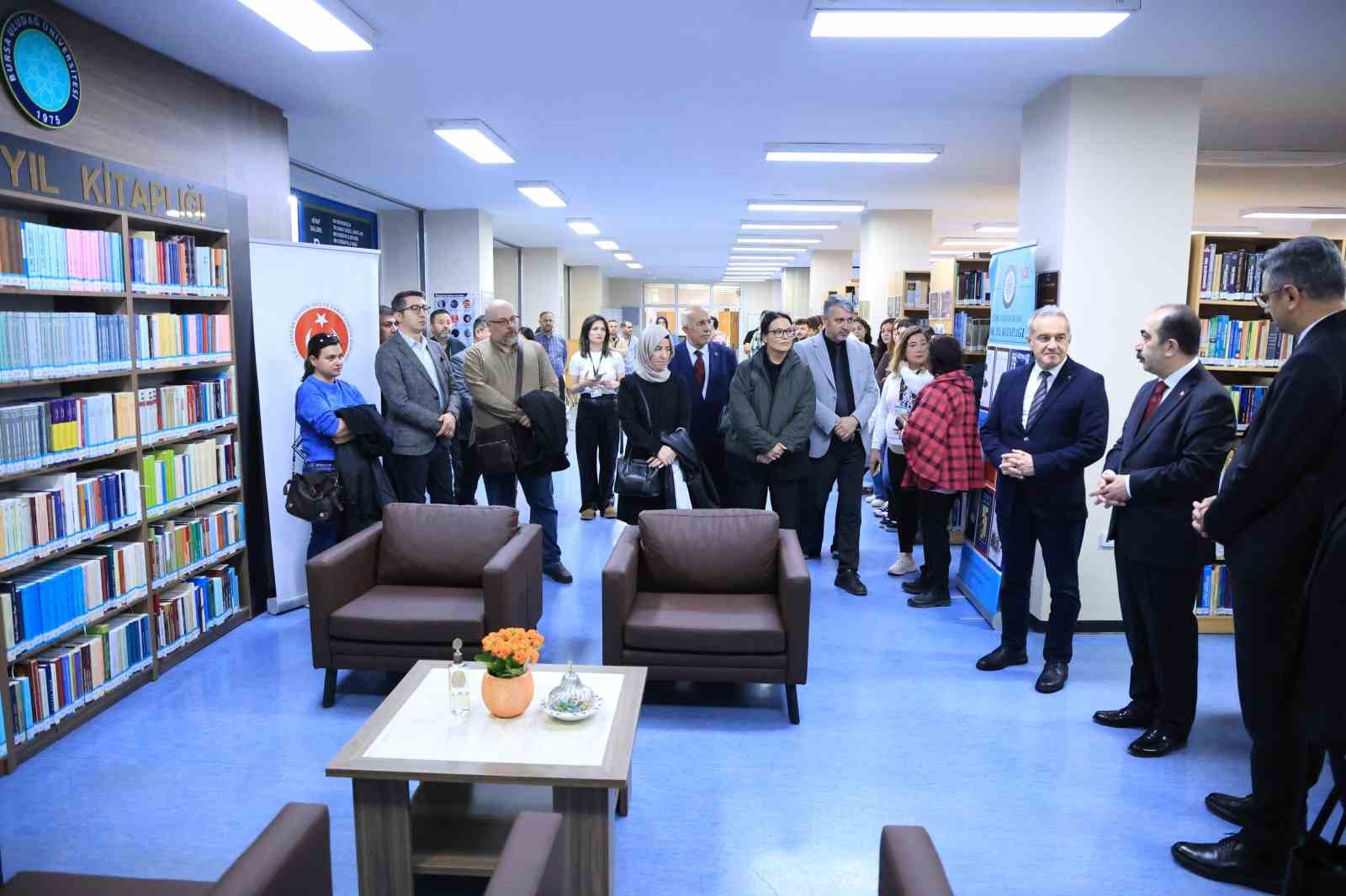 buude turk tarih kurumu 100 yil kitapligi kuruldu 1 fJHlrHOU