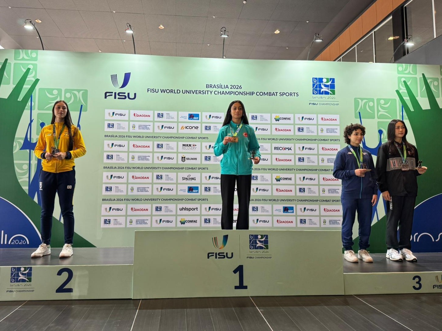 buulu milli sporcudan uluslararasi basari 0 8siNvcLM