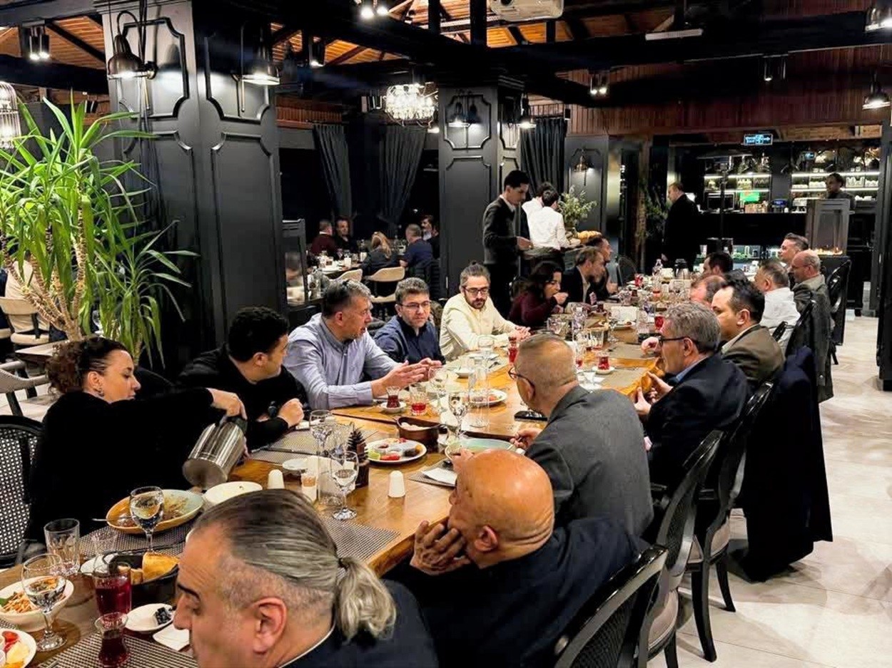 buysad uyeleri iftar sofrasinda bulustu 2