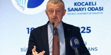 buyukakindan-sanayicilere-kocaelispor-icin-ayda-1000-dolar-verecek-1000-firma-yok-mu-vIrJIyJn.jpg