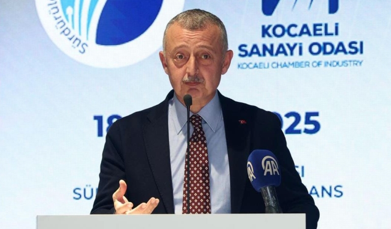 buyukakindan-sanayicilere-kocaelispor-icin-ayda-1000-dolar-verecek-1000-firma-yok-mu-vIrJIyJn.jpg