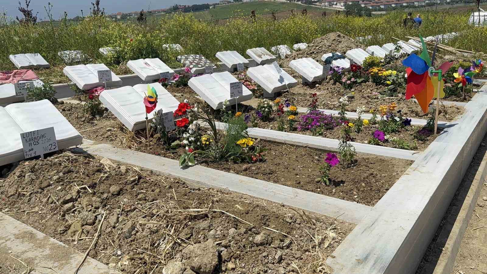 buyukcekmecede bicaklanarak hayatini kaybeden cocugun abisi konustu olumcul yerlerine 17 bicak darbesi vuruyor 1 rWaQYieI