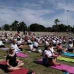 buyukcekmecede-dunya-yoga-gunune-ozel-yuzlerce-kadin-yoga-yapti-jALJqPEb.jpg