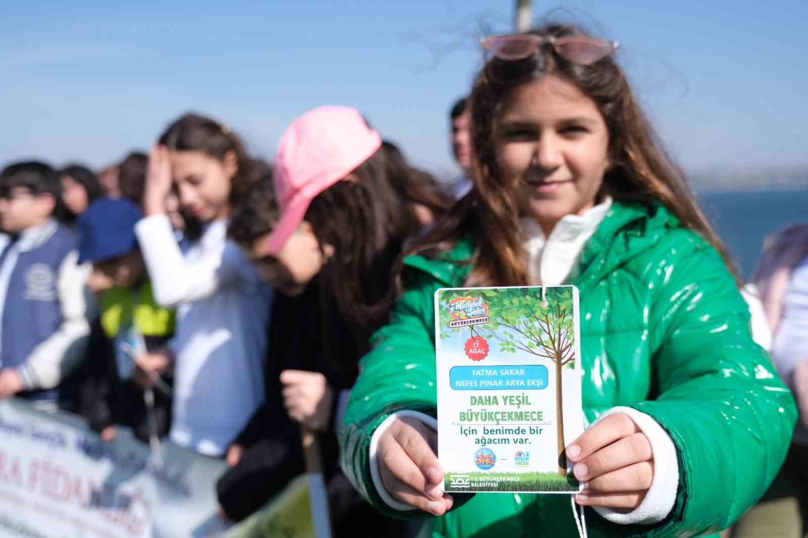 buyukcekmecede orman haftasinda 100 fidan toprakla bulusturuldu 1